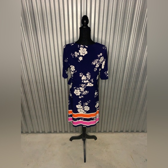 Women’s Vince Camuto Blue White Floral Poly Blend 1/2 Sleeve Wrap Dress Size 12 - Picture 2 of 4